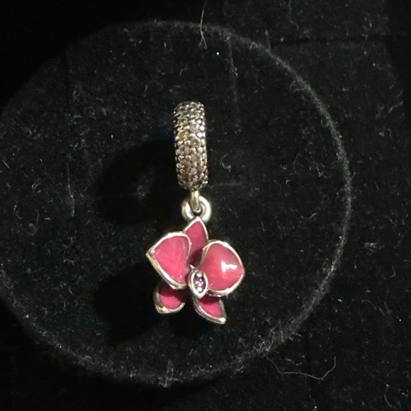 Authentic Pandora Purple Radiant Orchid crystal charm in sterling silver ๐บ - Picture 3 of 4